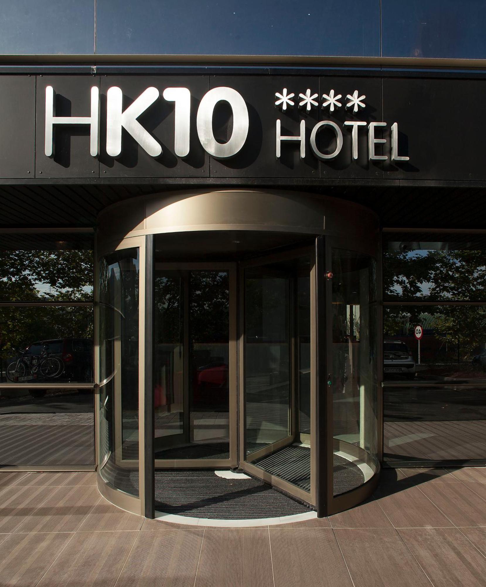โรงแรมเค10 อูร์นีตา ภายนอก รูปภาพ